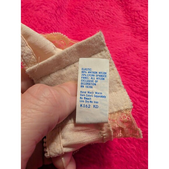 Vintage 80s Warner’s Shine-On 1120 Strapless Underwire Bra Beige Satin Lace 38C - Picture 7 of 7